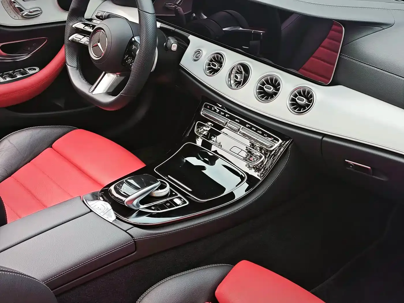 Mercedes-Benz Mercedes-Benz E-Class (Import) 2021 Facelift E 260 Convertible — Фото автомобиля 9