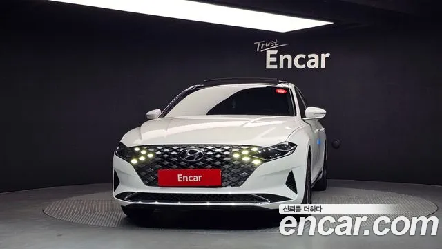 Hyundai Grandeur Новый Grandeur IG 3.0 LPi (Для проката) — Фото автомобиля 3