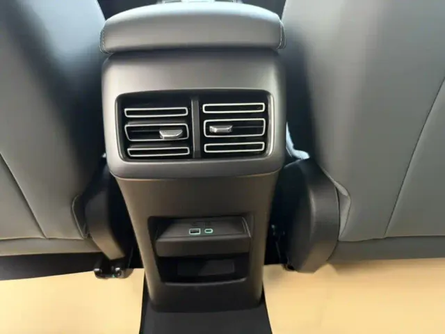 BYD Song Pro — Фото автомобиля 12