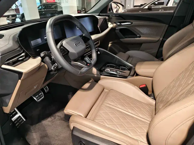 Audi Q5L — Фото автомобиля 5