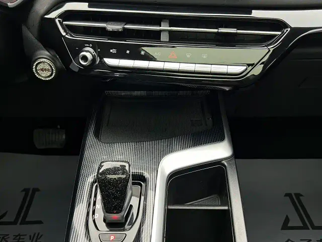 Haval Chitu — Фото автомобиля 12