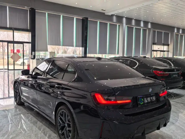 BMW 3 Series — Фото автомобиля 18
