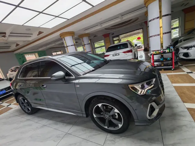 Audi Q3 — Фото автомобиля 5
