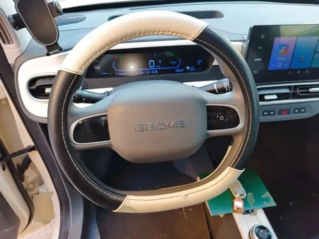 Geely Panda — Фото автомобиля 10