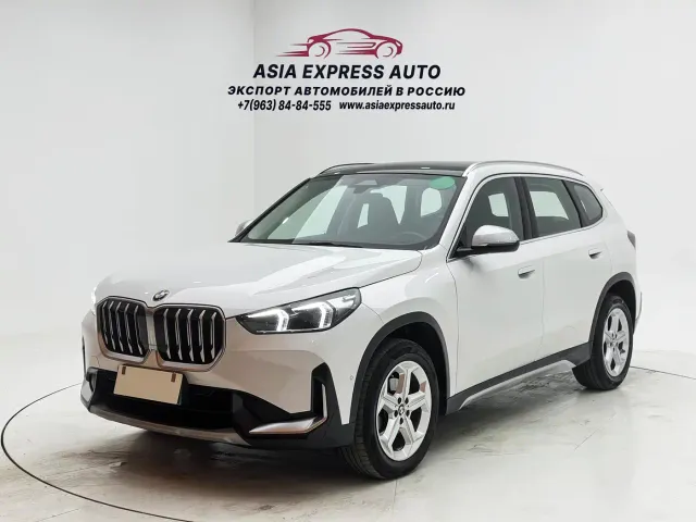 Фотография автомобиля — BMW X1