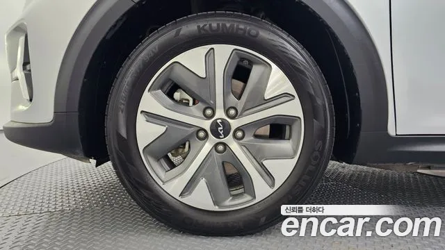 Kia Niro Niro Plus Air — Фото автомобиля 5