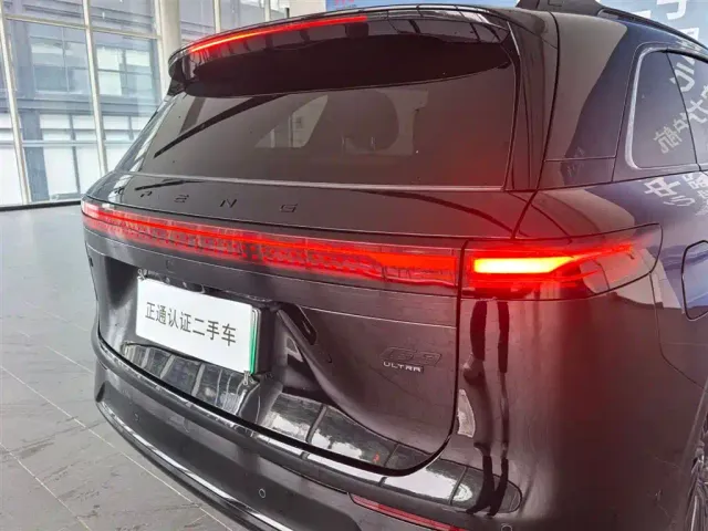 Xpeng G9 — Фото автомобиля 11