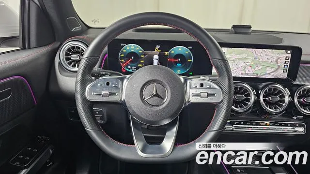Mercedes-Benz EQB — Фото автомобиля 13