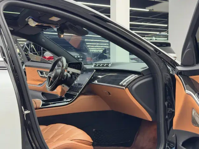 Mercedes-Benz Maybach S-Class — Фото автомобиля 10