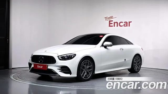 Фотография автомобиля — Mercedes-Benz E-Class W213