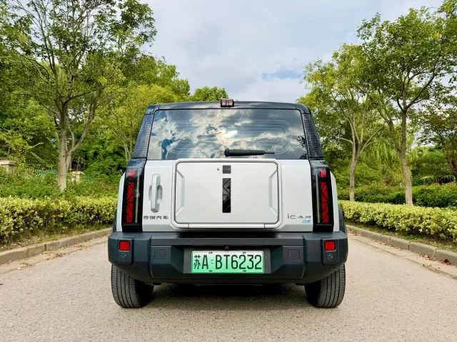 iCAR 03 — Фото автомобиля 13