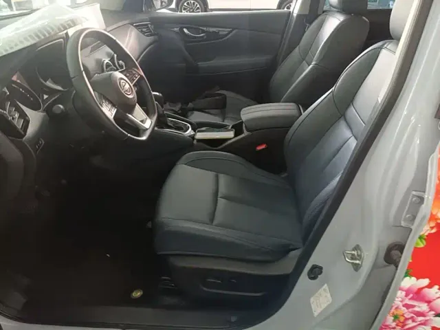 Nissan Qashqai — Фото автомобиля 14