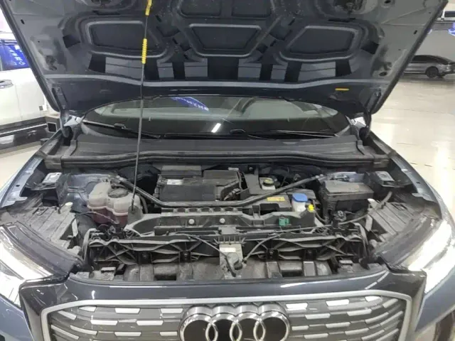 Audi Q4 e-tron — Фото автомобиля 15