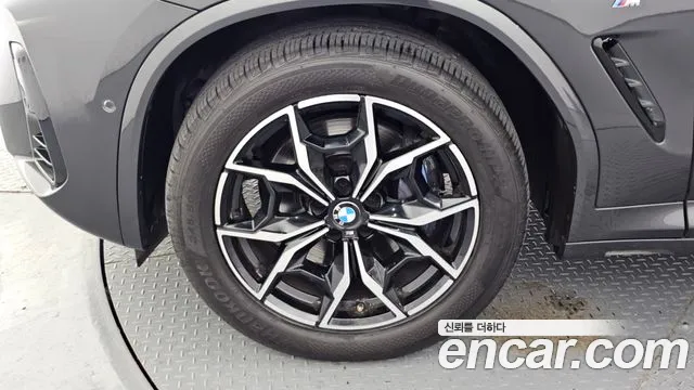 BMW X4 xDrive20i M Sport — Фото автомобиля 5