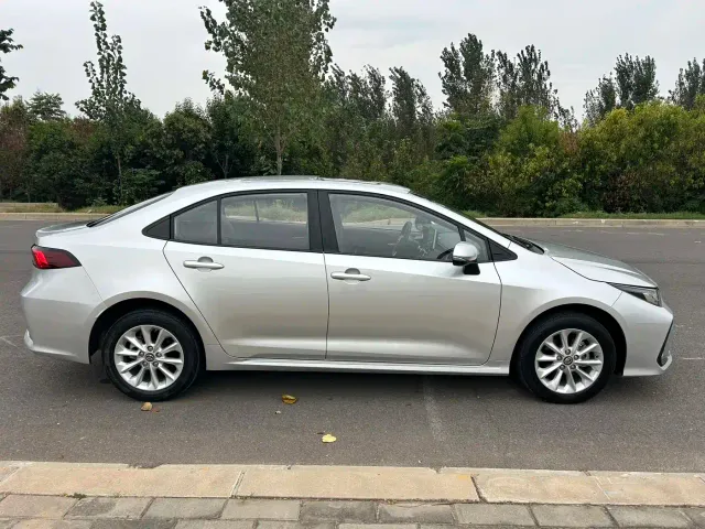 Toyota Corolla — Фото автомобиля 4