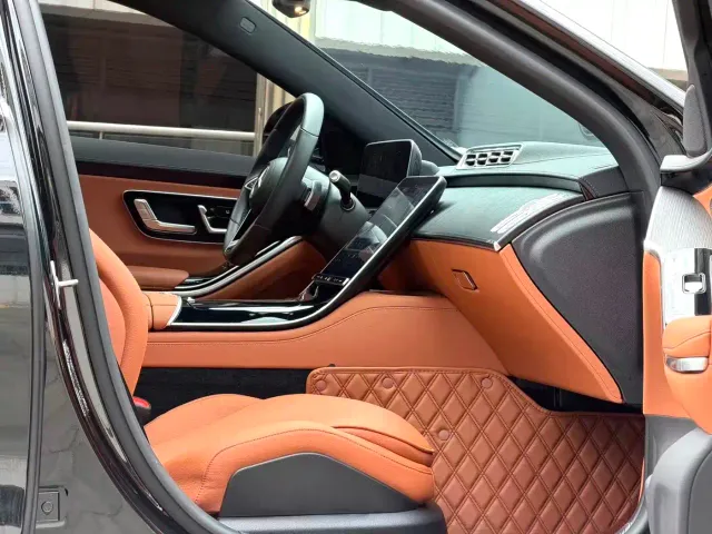 Mercedes-Benz S-Class — Фото автомобиля 4