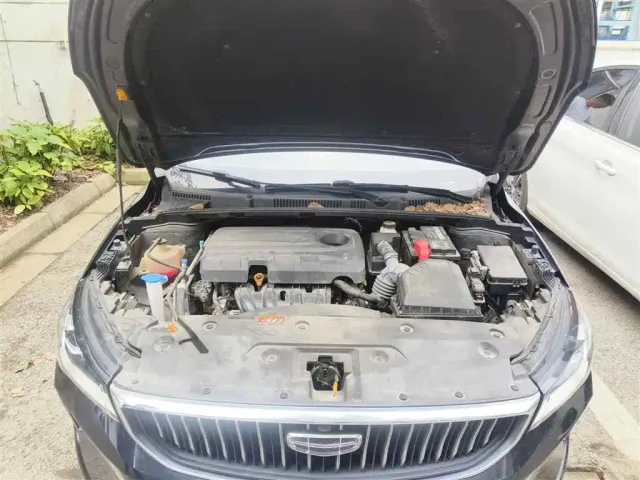 Geely Emgrand — Фото автомобиля 3