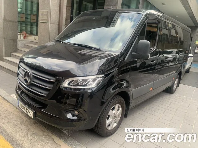 Mercedes-Benz Sprinter — Фото автомобиля 16
