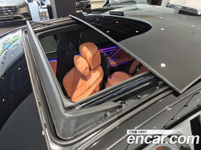 Mercedes-Benz S-Class — Фото автомобиля 19
