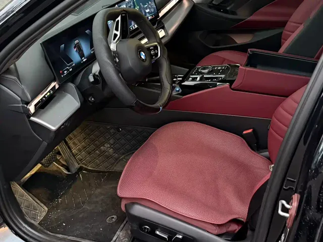 BMW 5 Series — Фото автомобиля 5