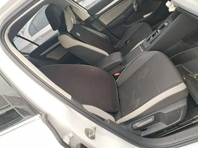 Volkswagen Golf 2021 280TSI DSG Pro — Фото автомобиля 24