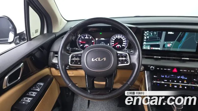 Kia Carnival Generation 4 — Фото автомобиля 20
