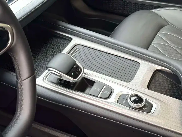 Chery Arrizo 8 — Фото автомобиля 10