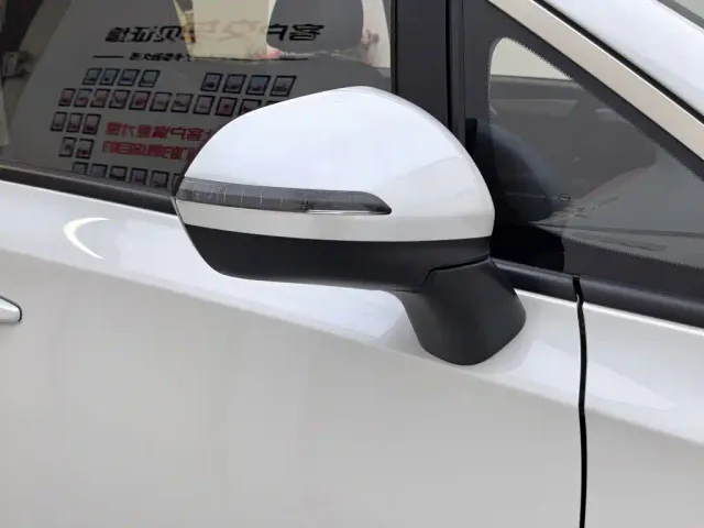 GAC Trumpchi M6 — Фото автомобиля 12