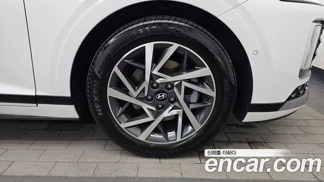 Hyundai Grandeur GN7 — Фото автомобиля 6
