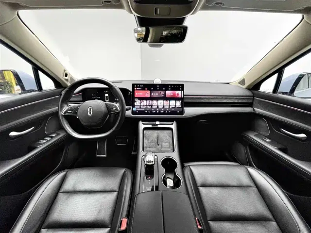 Aito M5 — Фото автомобиля 11