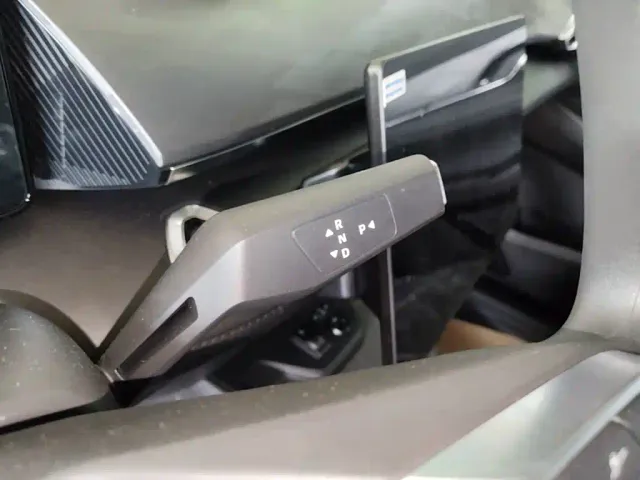 Dongfeng SKY EV01 — Фото автомобиля 13
