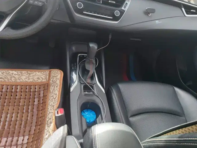 Toyota Corolla — Фото автомобиля 16