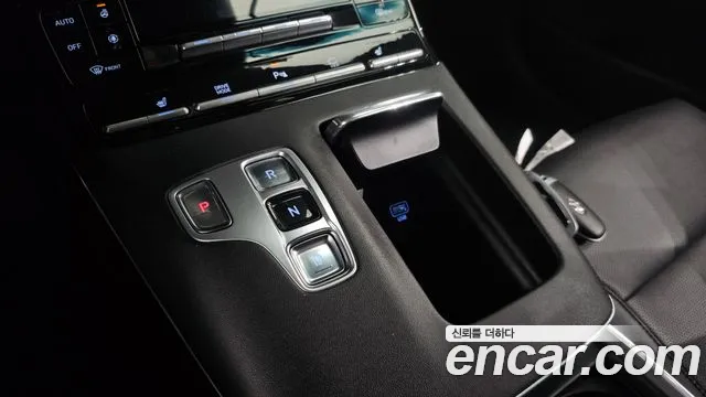 Hyundai Grandeur New — Фото автомобиля 9