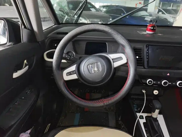 Honda Fit — Фото автомобиля 6