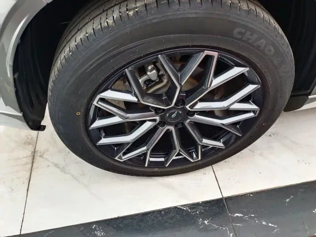Changan Z6 — Фото автомобиля 14
