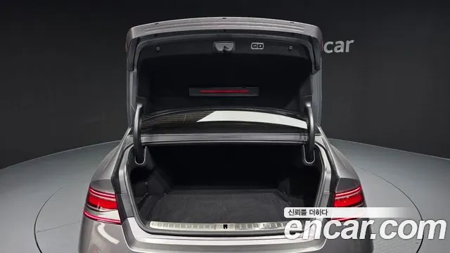 Genesis G90 Бензин 3.5 турбо AWD — Фото автомобиля 15
