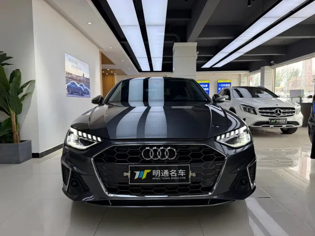 Audi A4L — Фото автомобиля 2