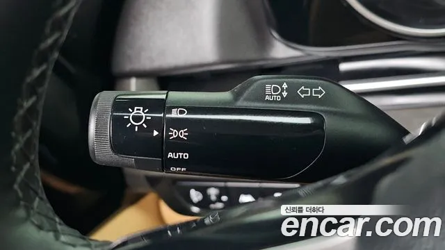 Kia Canival Carnival 4 поколение Бензин 9 мест Prestige — Фото автомобиля 26