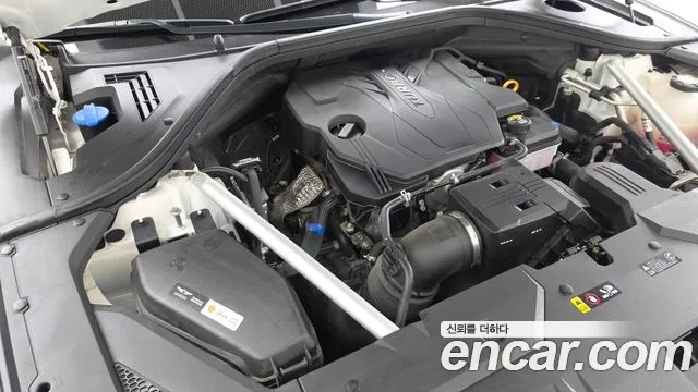 Genesis GV70 2.5T Бензин AWD — Фото автомобиля 6