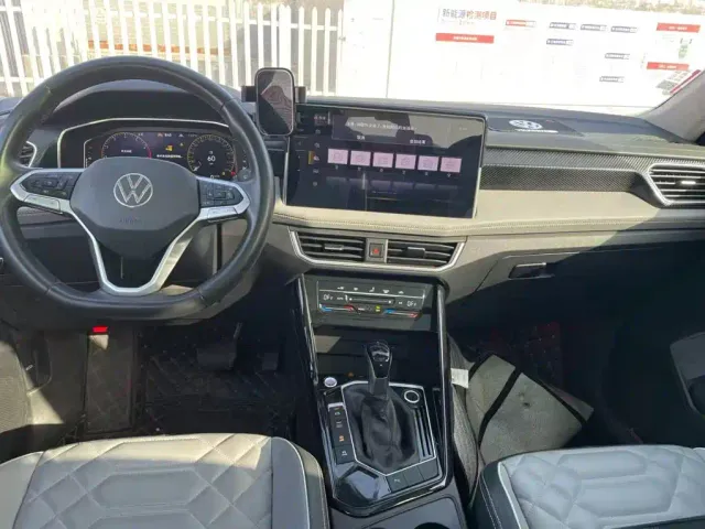 Volkswagen Tayron — Фото автомобиля 4