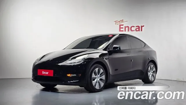 Фотография автомобиля — Tesla Model Y