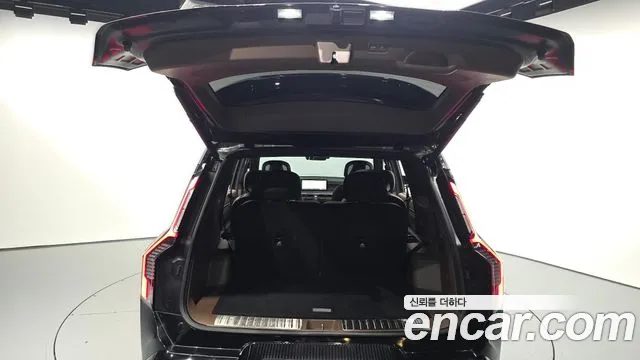 Kia EV9 — Фото автомобиля 26
