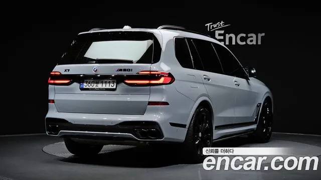 BMW X7 M60i xDrive M Sport 6 мест — Фото автомобиля 2