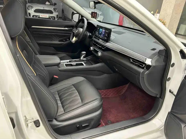 Nissan Teana 2022 2.0L XL-Upr Premium Edition — Фото автомобиля 18