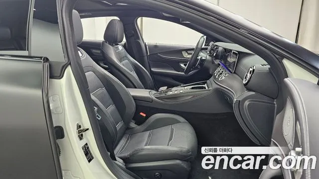 Mercedes-Benz AMG GT 4 двери 43 4MATIC+ — Фото автомобиля 26