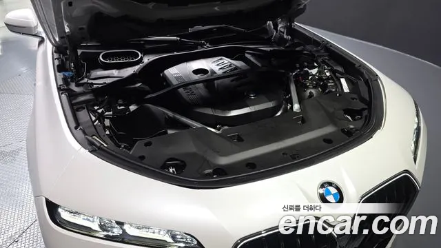 BMW 7 Series G70 — Фото автомобиля 9