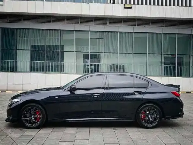 BMW 3 Series — Фото автомобиля 3