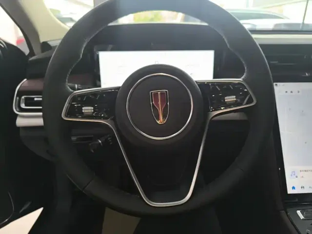 Hongqi Hongqi H5 PHEV 2025 130 Super Hybrid Edition — Фото автомобиля 10