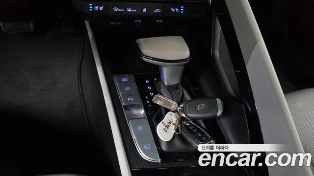 Hyundai Avante CN7 — Фото автомобиля 9