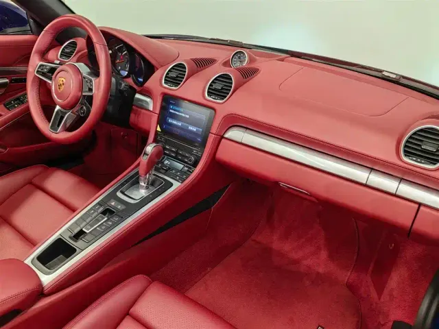 Porsche 718 — Фото автомобиля 13